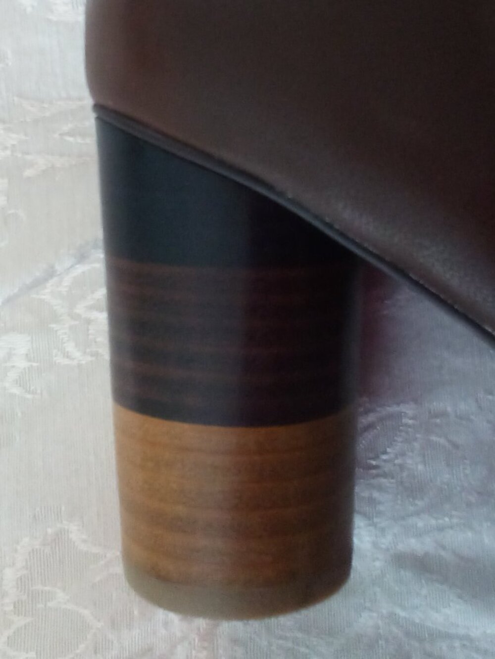 VERY VOLATILE SZ 8 LEATHER BOOTS SIDE ZIP 3.5" 3-TONE STACKED WOODEN HEAL BOOTS - Picture 6 of 16